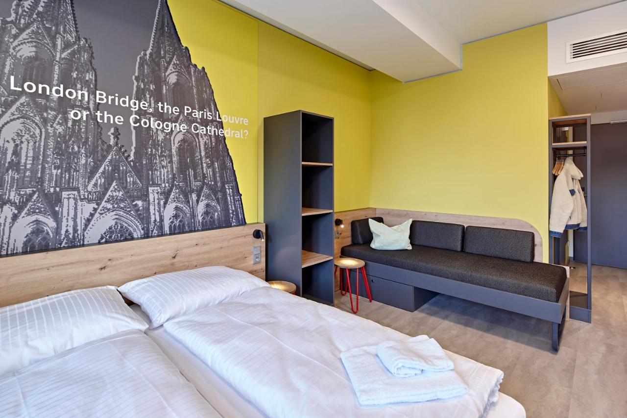 Meininger Hotel Koeln West エクステリア 写真